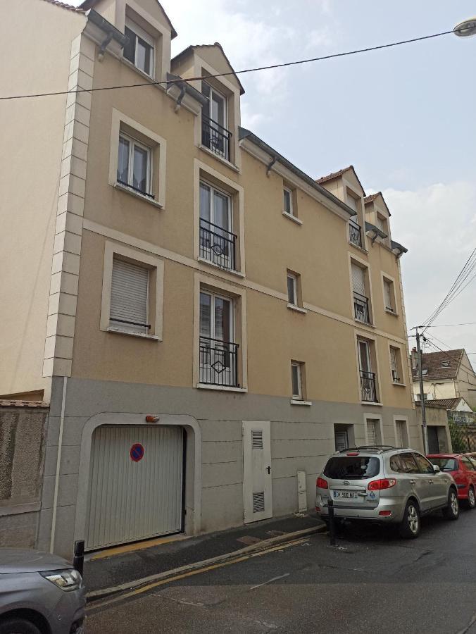 Cosy, Centre, Disney-paris, Proche Gare Et Activites Apartment